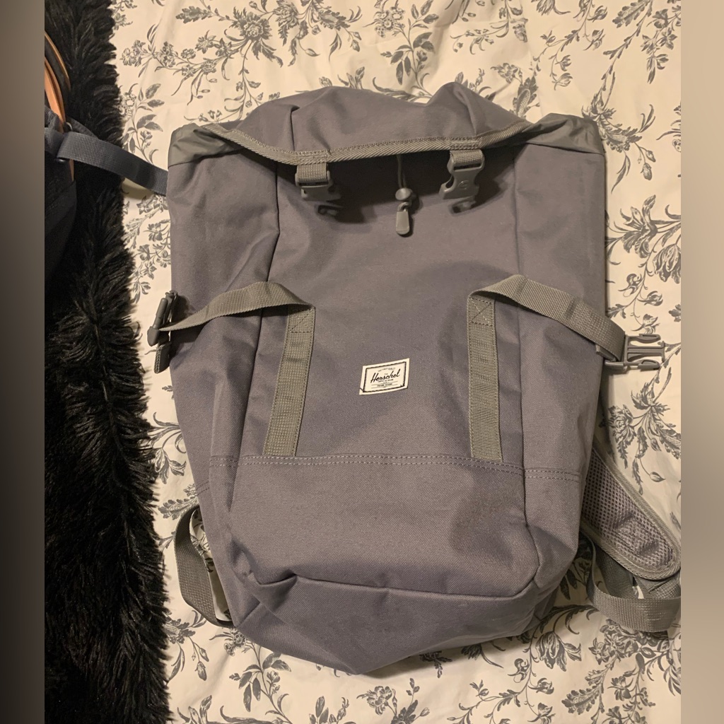 Hershel Duffle